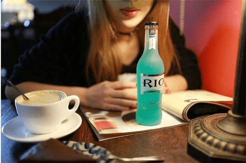 新茶飲時代 當青梅竹馬解不開的消費困局，遇見“小白”的零售解法